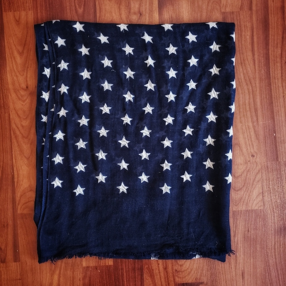 3/$25 Gap navy stars American flag scarf